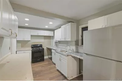 105 Jackson Avenue, Nyack, NY 10960 - Photo 3