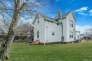 19 Academy St, Patchogue, NY 11772 - Photo 7