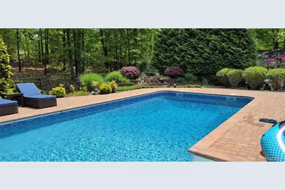 39 Foreston Circle, Manorville, NY 11949 - Photo 7