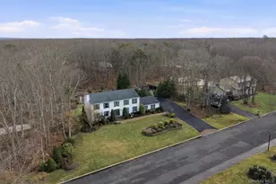 39 Foreston Cir, Manorville, NY 11949 - Photo 43