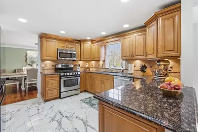 39 Foreston Circle, Manorville, NY 11949 - Photo 11