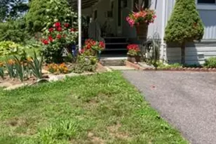 703 Fresh Pond Ave, Calverton, NY 11933 - Photo 3