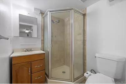 345 Concord Avenue, East Meadow, NY 11554 - Photo 23