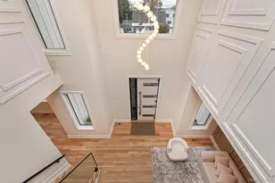 39 Forest Ln, Westbury, NY 11590 - Photo 21