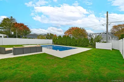 39 Forest Lane, Westbury, NY 11590 - Photo 39