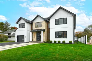 39 Forest Ln, Westbury, NY 11590 - Photo 3