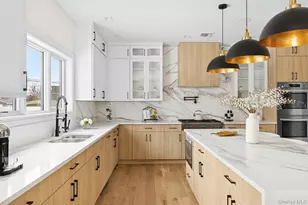 39 Forest Ln, Westbury, NY 11590 - Photo 9