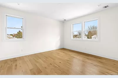 39 Forest Lane, Westbury, NY 11590 - Photo 31