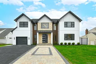 39 Forest Ln, Westbury, NY 11590 - Photo 3