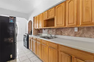 202 07 109th Ave, Saint Albans, NY 11412 - Photo 11