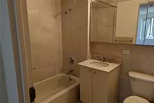 116-24 Grosvenor Ln, Kew Gardens, NY 11418 - Photo 7