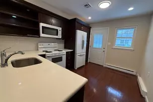 373 Woodbridge Dr, Ridge, NY 11961 - Photo 9