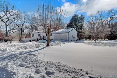 10 Joanna Place, Port Jefferson Station, NY 11776 - Photo 5