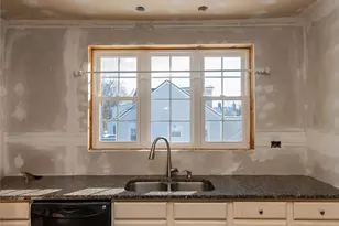 111 N Pierpont Ave, Newburgh, NY 12550 - Photo 13