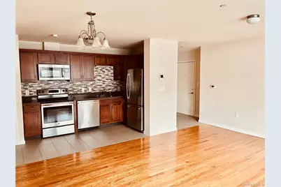 160 Chatterton Avenue #1A, White Plains, NY 10606 - Photo 3