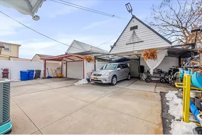 11622 127th Street, Ozone Park, NY 11420 - Photo 17