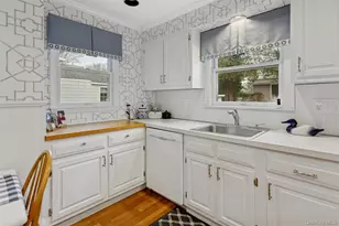 172 Fernwood Terrace, Garden City, NY 11530 - Photo 11