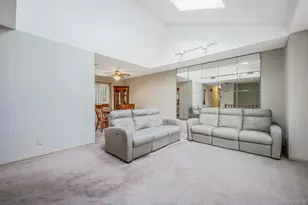 18 Roslyn Ct, Patchogue, NY 11772 - Photo 3