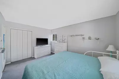 8 Linden Street, Selden, NY 11784 - Photo 35