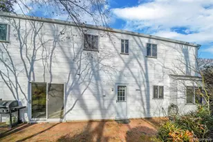 8 Linden St, Selden, NY 11784 - Photo 39