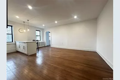 4810 Boston Post Road #4E, Pelham, NY 10803 - Photo 3