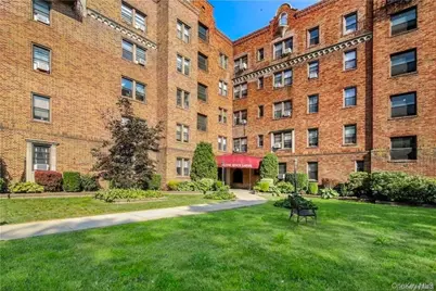 4810 Boston Post Road #4E, Pelham, NY 10803 - Photo 19