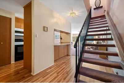 2355 Pershing Boulevard #607, Baldwin, NY 11510 - Photo 3