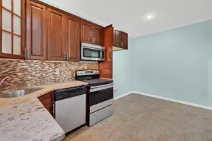 636 Throggs Neck Expressway, Bronx, NY 10465 - Photo 15