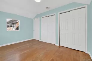 636 Throggs Neck Expressway, Bronx, NY 10465 - Photo 23