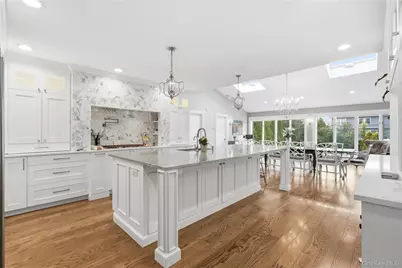 61 Bayview Avenue, Massapequa, NY 11758 - Photo 15