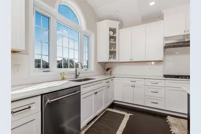 22 E Van Buren Way, Hopewell Junction, NY 12533 - Photo 5