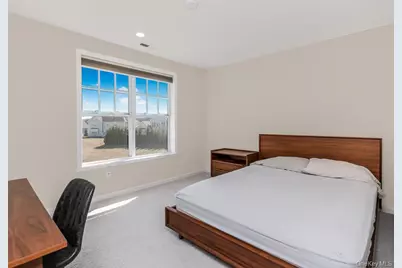 22 E Van Buren Way, Hopewell Junction, NY 12533 - Photo 17