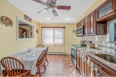 14 Harp Lane, Sayville, NY 11782 - Photo 11