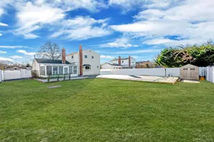 14 Harp Ln, Sayville, NY 11782 - Photo 39