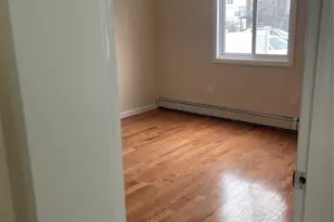 104-81 165th St, Jamaica, NY 11433 - Photo 35