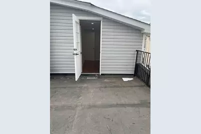 10481 165th Street, Jamaica, NY 11433 - Photo 29