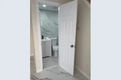 10481 165th Street, Jamaica, NY 11433 - Photo 7