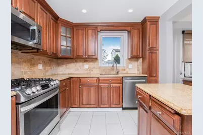 84 Page Avenue, Yonkers, NY 10704 - Photo 7