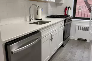 32-25 88th St, East Elmhurst, NY 11369 - Photo 15