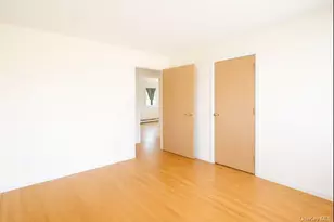 9 Ivy St, Farmingdale, NY 11735 - Photo 5