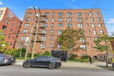 1040 Neilson Street #3D, Far Rockaway, NY 11691 - Photo 1