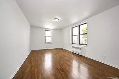 1040 Neilson Street #3D, Far Rockaway, NY 11691 - Photo 3