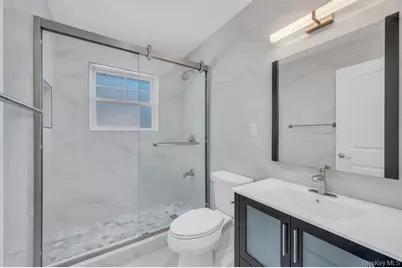 141 Emerson Avenue, Floral Park, NY 11001 - Photo 25