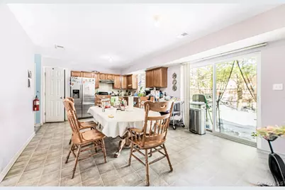 17 Blanchard Street, Middletown, NY 10940 - Photo 9