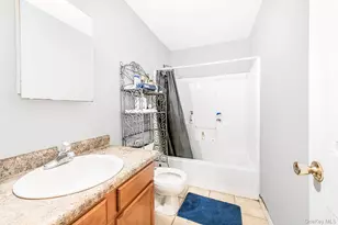 17 Blanchard St, Middletown, NY 10940 - Photo 15