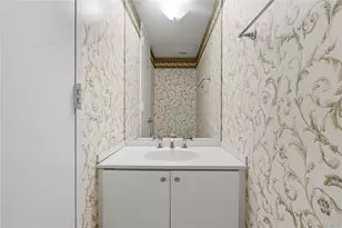 111 Cherry Valley Ave, Garden City, NY 11530 - Photo 13