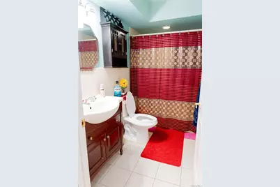 129 Stewart Street, Hempstead, NY 11003 - Photo 5