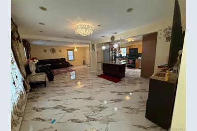 129 Stewart Street, Hempstead, NY 11003 - Photo 11