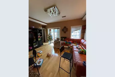 350 Soundview Lane, College Point, NY 11356 - Photo 9