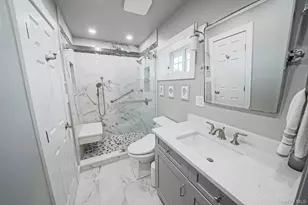 263 Keswick Dr, East Islip, NY 11730 - Photo 17